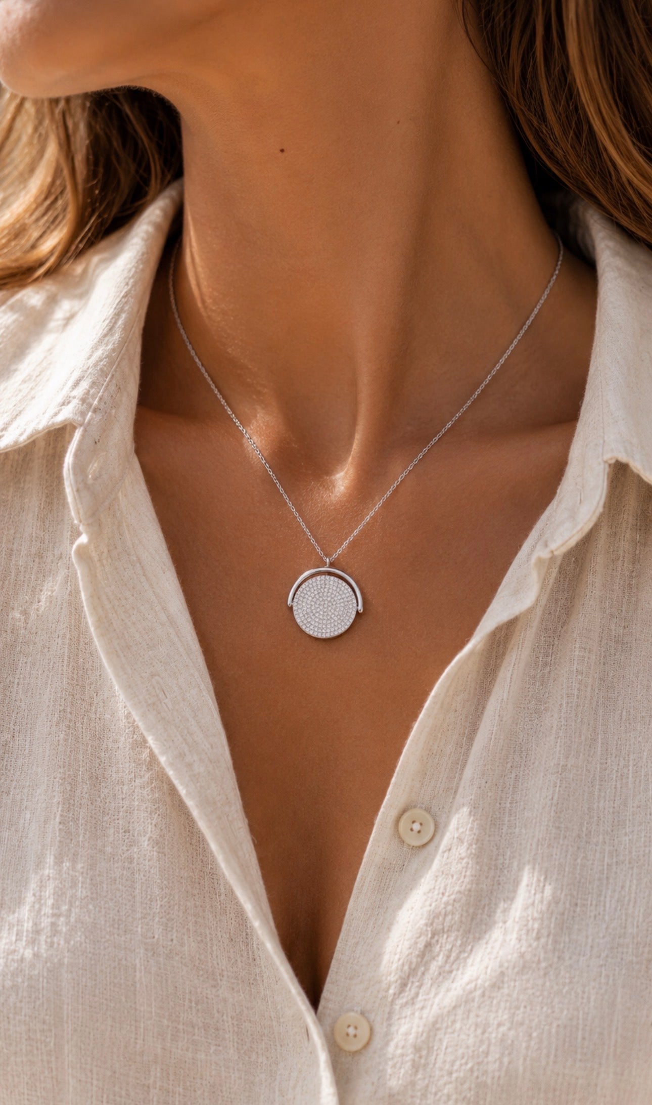Azzura Spinning Pendant