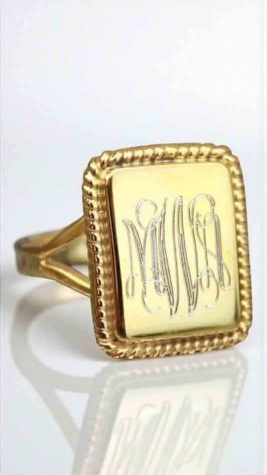 Nati Rectangle Ring (silver or gold)