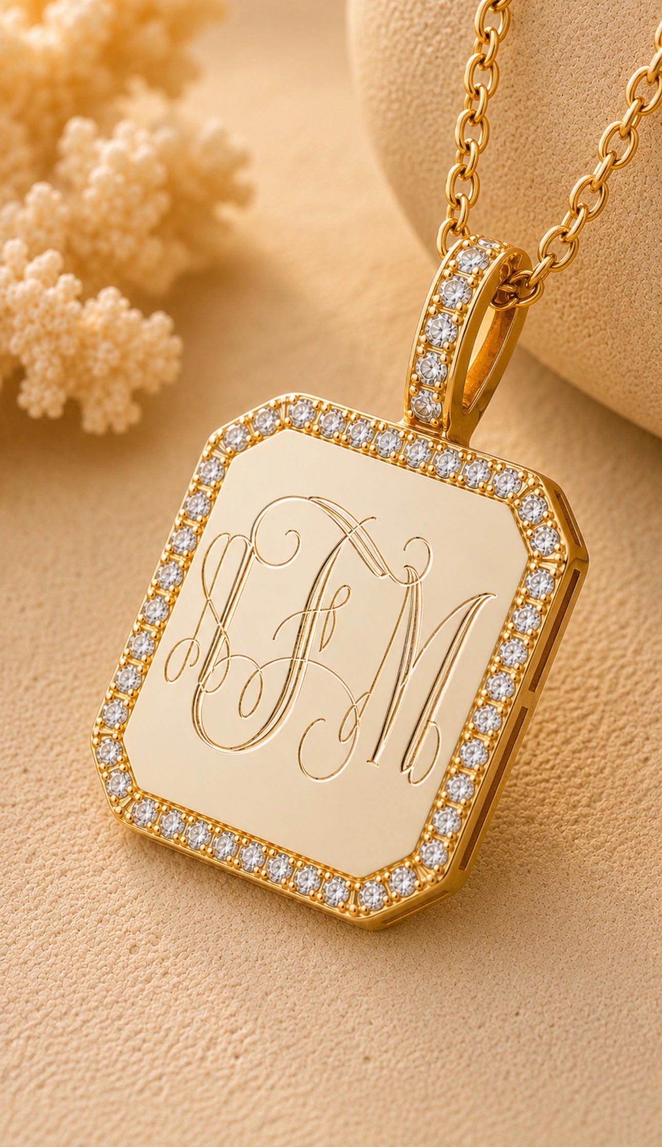 Lucia Yellow Gold