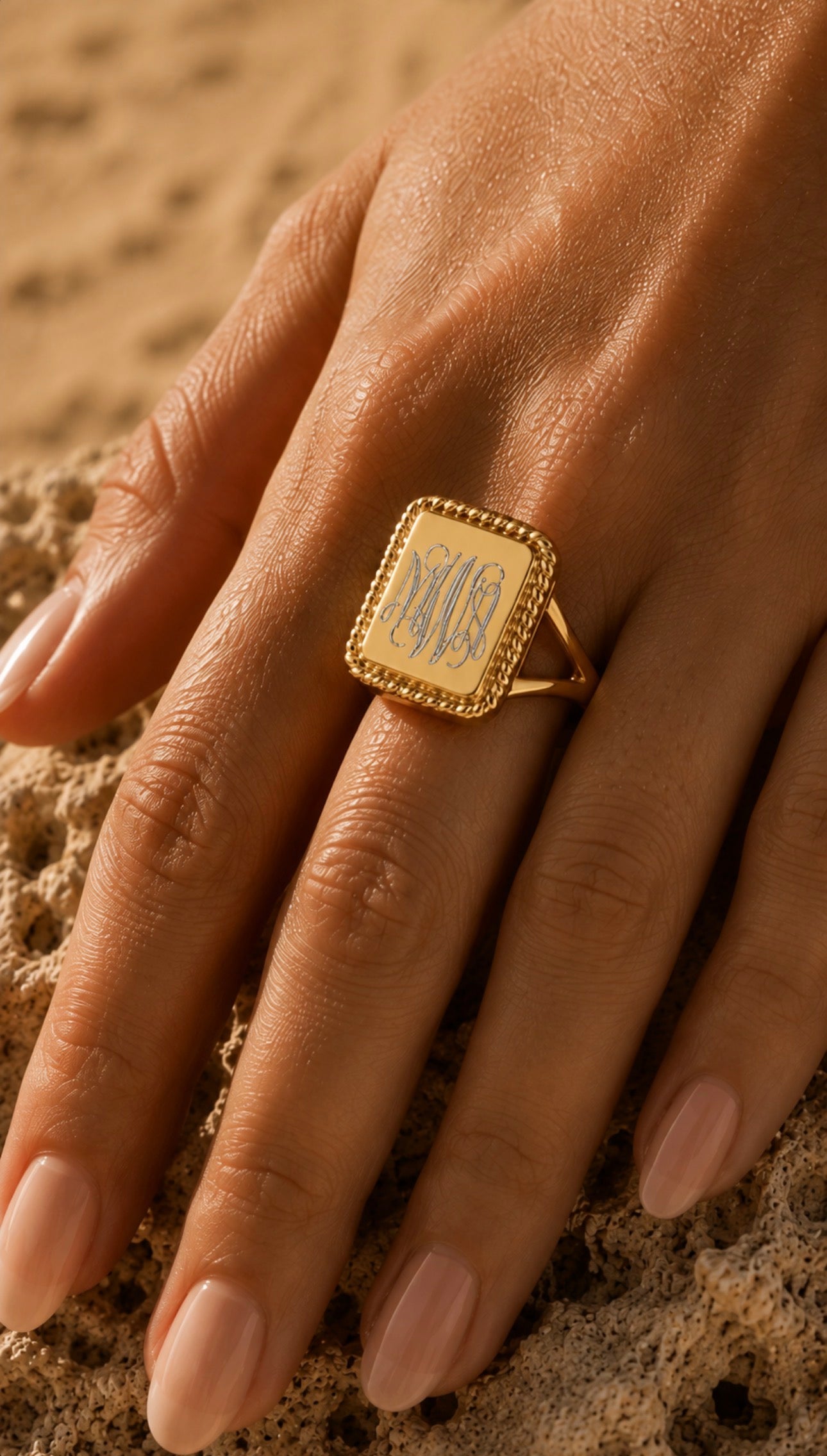 Amor Rope in Gold