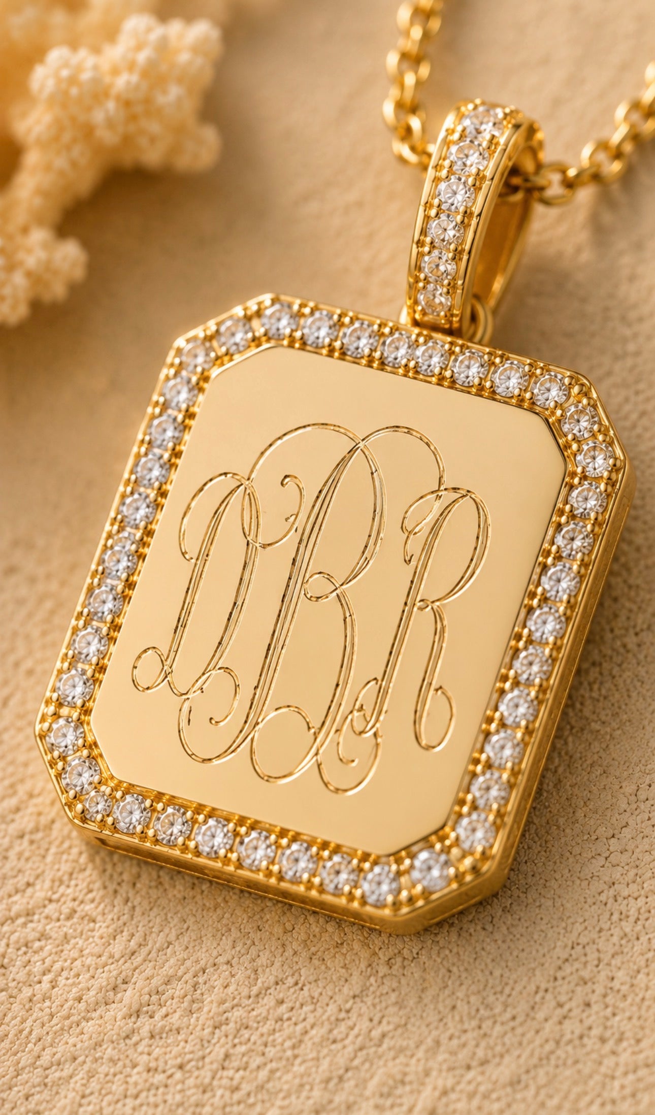 Lucia Yellow Gold